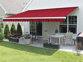 RETRACTABLE AWNINGS